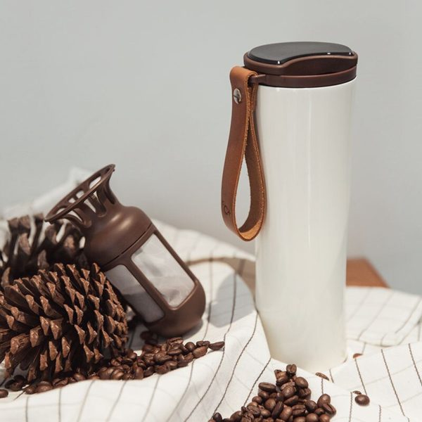 Smart Travel Mug with Vacuum Insulation