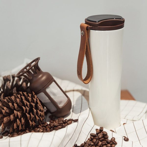 Smart Travel Mug with Vacuum Insulation - Image 5